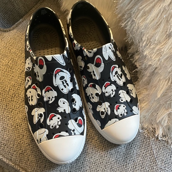Mickey Mouse shoes